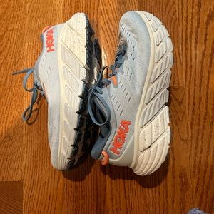 BRAND NEW! Hoka Gaviota 4 size 9B